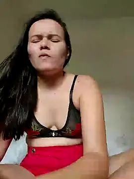 camillebr online show from January 16, 2025, 6:27 pm