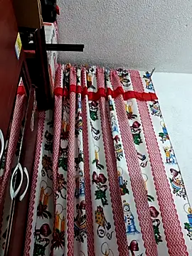 Snapshot of VDorseJHill6 chatting on February 15, 2026, 4:20 am VDorseJHill6 online show from February 15, 2026, 4:20 am