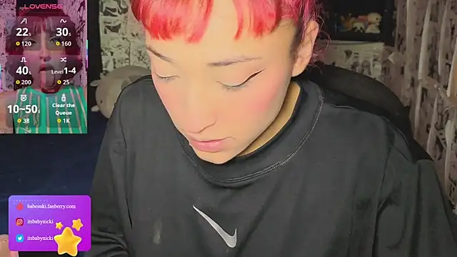 Snapshot of NickiYoung chatting on May 28, 2026, 2:03 pm NickiYoung online show from May 28, 2026, 2:03 pm