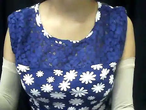 Snapshot of hot-niti chatting on September 14, 2025, 5:56 pm hot-niti online show from September 14, 2025, 5:56 pm