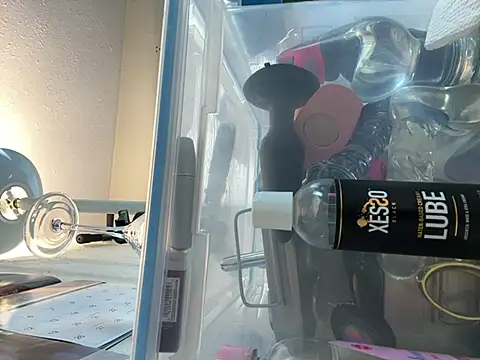 lunalustycumslut online show from February 23, 2025, 7:38 pm