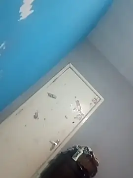 Snapshot of rodrig2107 chatting on February 13, 2026, 4:08 am rodrig2107 online show from February 13, 2026, 4:08 am