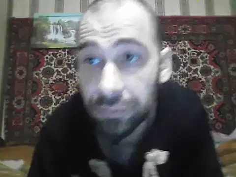 Snapshot of AlferezzSolvajo chatting on March 17, 2025, 1:14 am AlferezzSolvajo online show from March 17, 2025, 1:14 am
