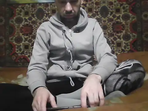 AlferezzSolvajo online show from November 30, 2025, 10:08 am