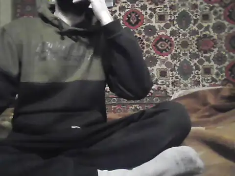 AlferezzSolvajo online show from January 12, 2026, 6:18 am