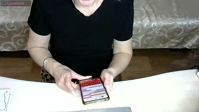 Snapshot of Mariana_har777 chatting on February 13, 2026, 3:41 pm Mariana har777 online show from February 13, 2026, 3:41 pm