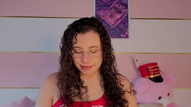 Charlotte  Miller online show from January 18, 2026, 12:53 pm