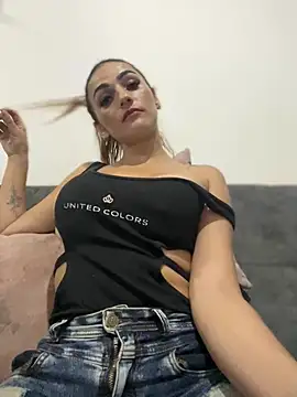 Samantha bigboobs online show from February 25, 2025, 2:47 am