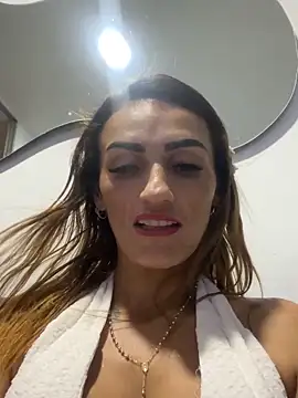 Samantha bigboobs online show from December 19, 2025, 11:45 pm