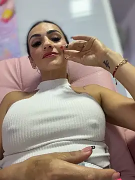 Snapshot of Samantha_bigboobs chatting on February 10, 2026, 9:41 pm Samantha bigboobs online show from February 10, 2026, 9:41 pm