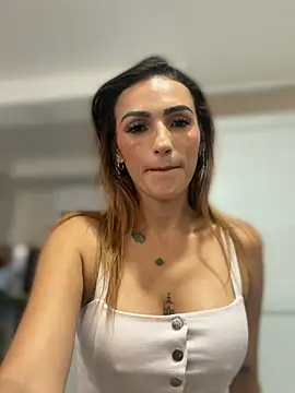 Snapshot of Samantha_bigboobs chatting on February 23, 2026, 10:07 pm Samantha bigboobs online show from February 23, 2026, 10:07 pm