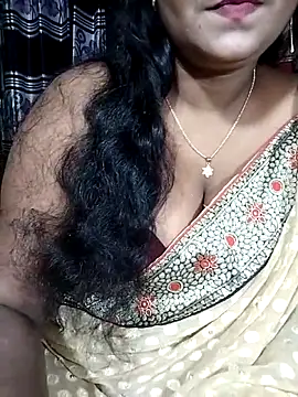 YERY HOT online show from October 13, 2025, 7:14 pm