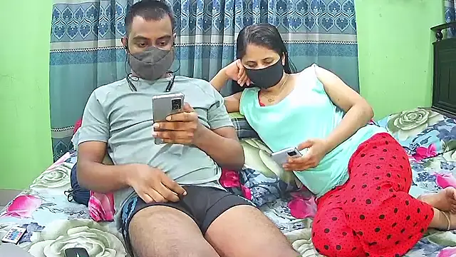 Hot Nila online show from September 22, 2025, 3:52 am