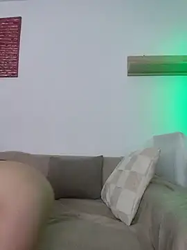 LeaHotxx online show from October 26, 2025, 5:02 am