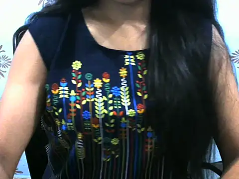 Misha Sweett online show from May 8, 2026, 6:57 pm