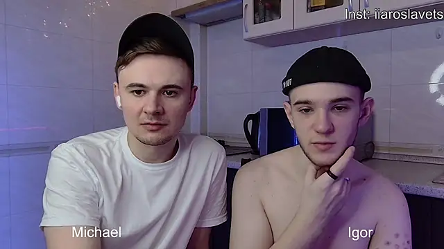 Snapshot of michael_sexdevil chatting on January 11, 2025, 12:29 pm michael sexdevil online show from January 11, 2025, 12:29 pm