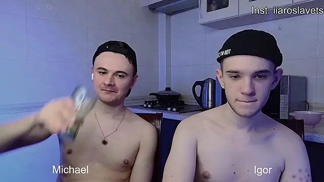 Snapshot of michael_sexdevil chatting on January 21, 2025, 6:45 pm michael sexdevil online show from January 21, 2025, 6:45 pm
