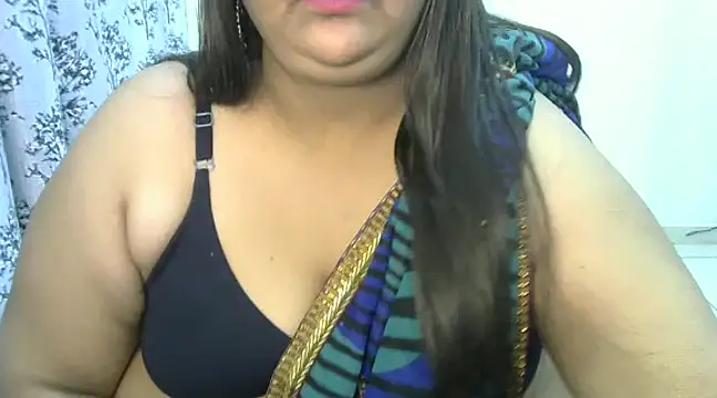 Jenny lovee online show from February 12, 2025, 3:27 pm