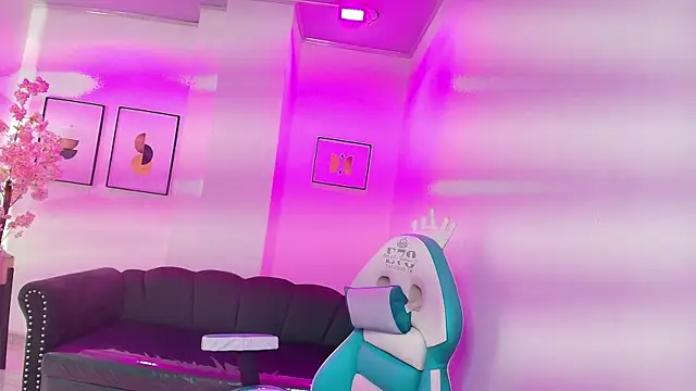 Arianna sweeet online show from February 5, 2026, 3:44 am