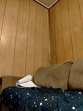 Rebeckalove online show from March 19, 2025, 6:03 am