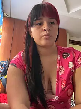 Snapshot of Jowi___ chatting on March 18, 2025, 4:37 pm Jowi online show from March 18, 2025, 4:37 pm