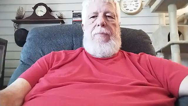 Snapshot of Futura_intx chatting on May 31, 2026, 8:43 pm Futura intx online show from May 31, 2026, 8:43 pm