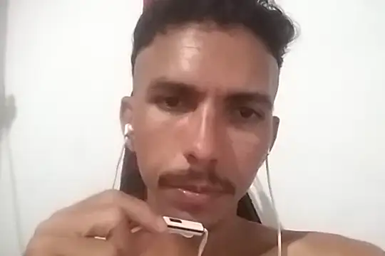 MagrinhoSaradoo online show from February 10, 2025, 8:42 am