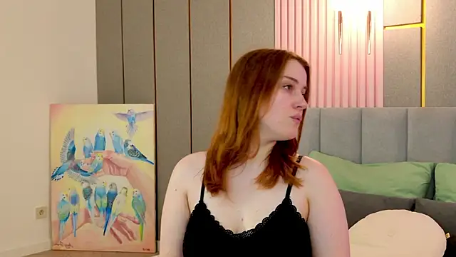 Snapshot of EllieGarson chatting on June 28, 2026, 6:03 pm EllieGarson online show from June 28, 2026, 6:03 pm