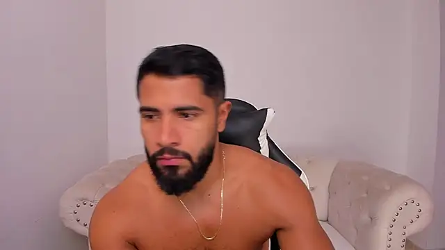 Snapshot of Santiago_huntt chatting on January 9, 2026, 12:41 pm Santiago huntt online show from January 9, 2026, 12:41 pm