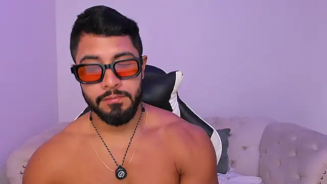 Santiago huntt online show from April 4, 2026, 12:35 pm