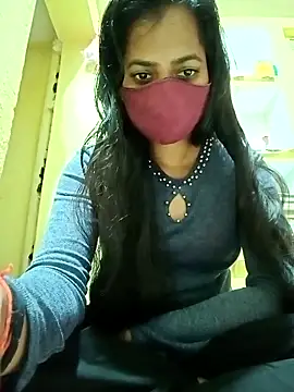 Snapshot of Pooja_cut chatting on February 24, 2025, 3:53 pm Pooja cut online show from February 24, 2025, 3:53 pm