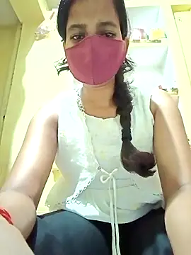 Snapshot of Pooja_cut chatting on September 11, 2025, 4:40 pm Pooja cut online show from September 11, 2025, 4:40 pm