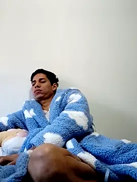 Snapshot of Mikeherz777 chatting on January 15, 2025, 10:06 am Mikeherz777 online show from January 15, 2025, 10:06 am