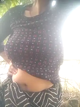 Amaya Bajwa online show from December 2, 2025, 10:09 am