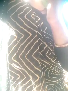 Amaya Bajwa online show from December 19, 2025, 8:32 am