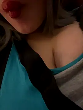 Snapshot of Maya_mimi chatting on December 22, 2025, 1:19 pm Maya mimi online show from December 22, 2025, 1:19 pm