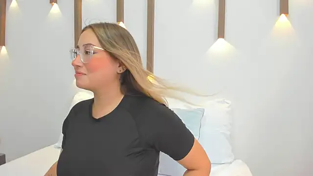 antonella cutie  online show from February 21, 2025, 1:33 pm