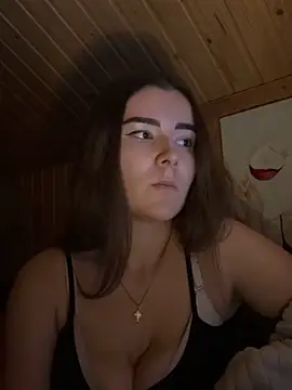 mewKate online show from November 24, 2025, 3:45 pm