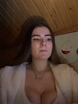 mewKate online show from February 10, 2026, 6:34 pm