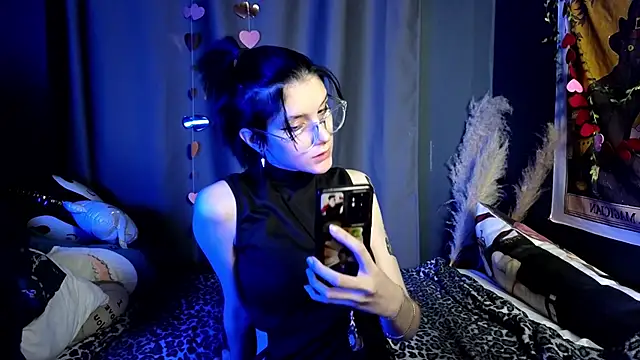 Hyeon Jin online show from February 24, 2025, 12:30 am