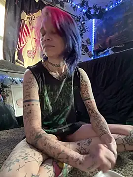 trashbrat online show from June 3, 2026, 7:19 pm
