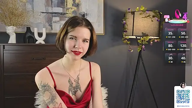 OdiliaHartnell online show from February 22, 2025, 6:30 pm