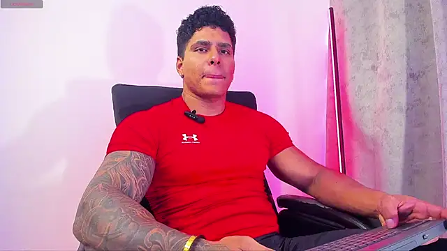 Maximoscott online show from February 28, 2025, 6:09 pm