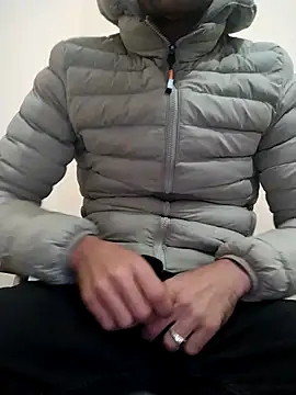 Snapshot of Abdelouahid42 chatting on November 26, 2025, 8:43 pm Abdelouahid42 online show from November 26, 2025, 8:43 pm