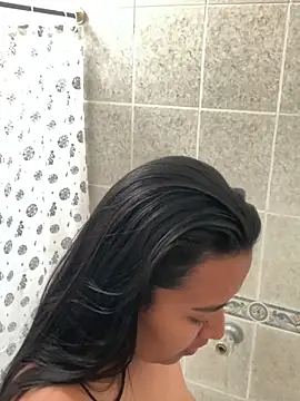 Snapshot of giselao chatting on January 24, 2025, 5:21 pm giselao online show from January 24, 2025, 5:21 pm