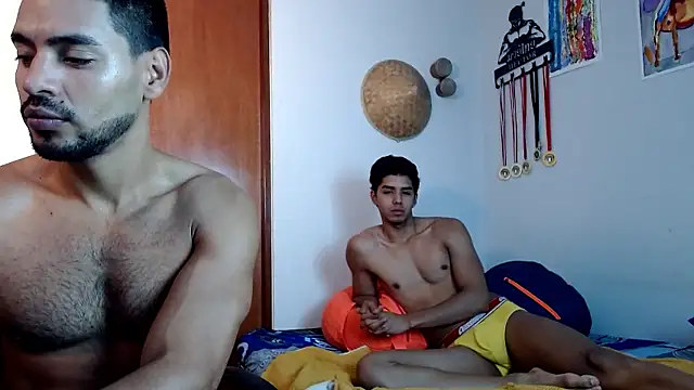 HOTLATINO2025 online show from January 15, 2026, 4:00 pm