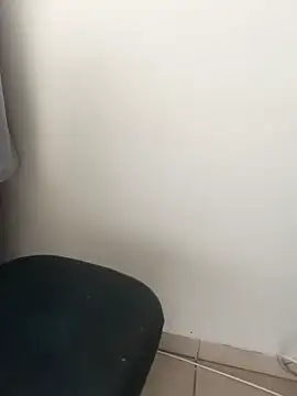 Snapshot of BR_master chatting on October 29, 2025, 5:25 pm BR master online show from October 29, 2025, 5:25 pm