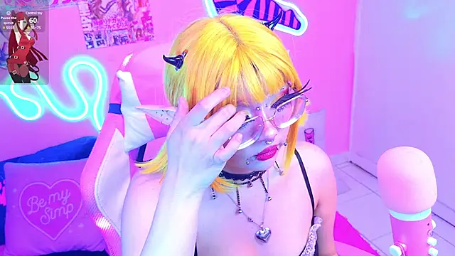 LaytonBox online show from March 18, 2025, 9:32 pm