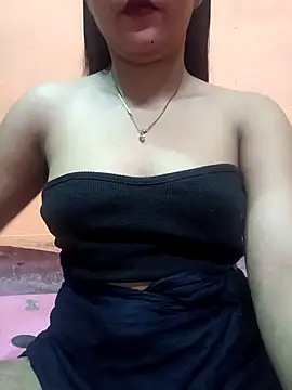 Eisha 20s online show from March 18, 2025, 11:20 pm