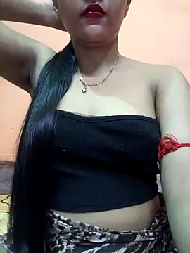 Eisha 20s online show from September 15, 2025, 11:05 pm